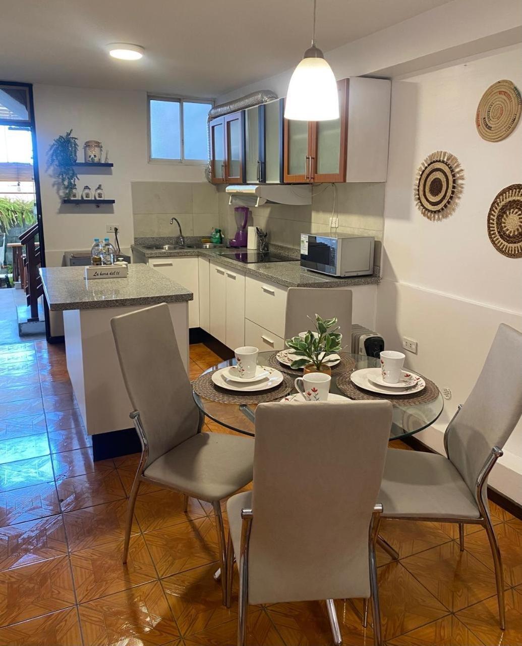 Hospedaje En Quito Norte, Apartamento & Suite Independientes Kültér fotó